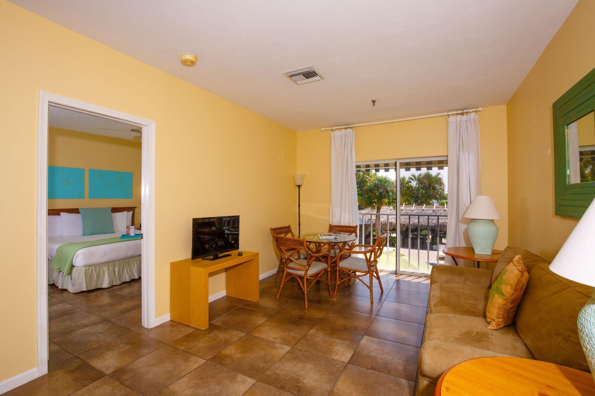 Naples Garden Inn Exterior photo
