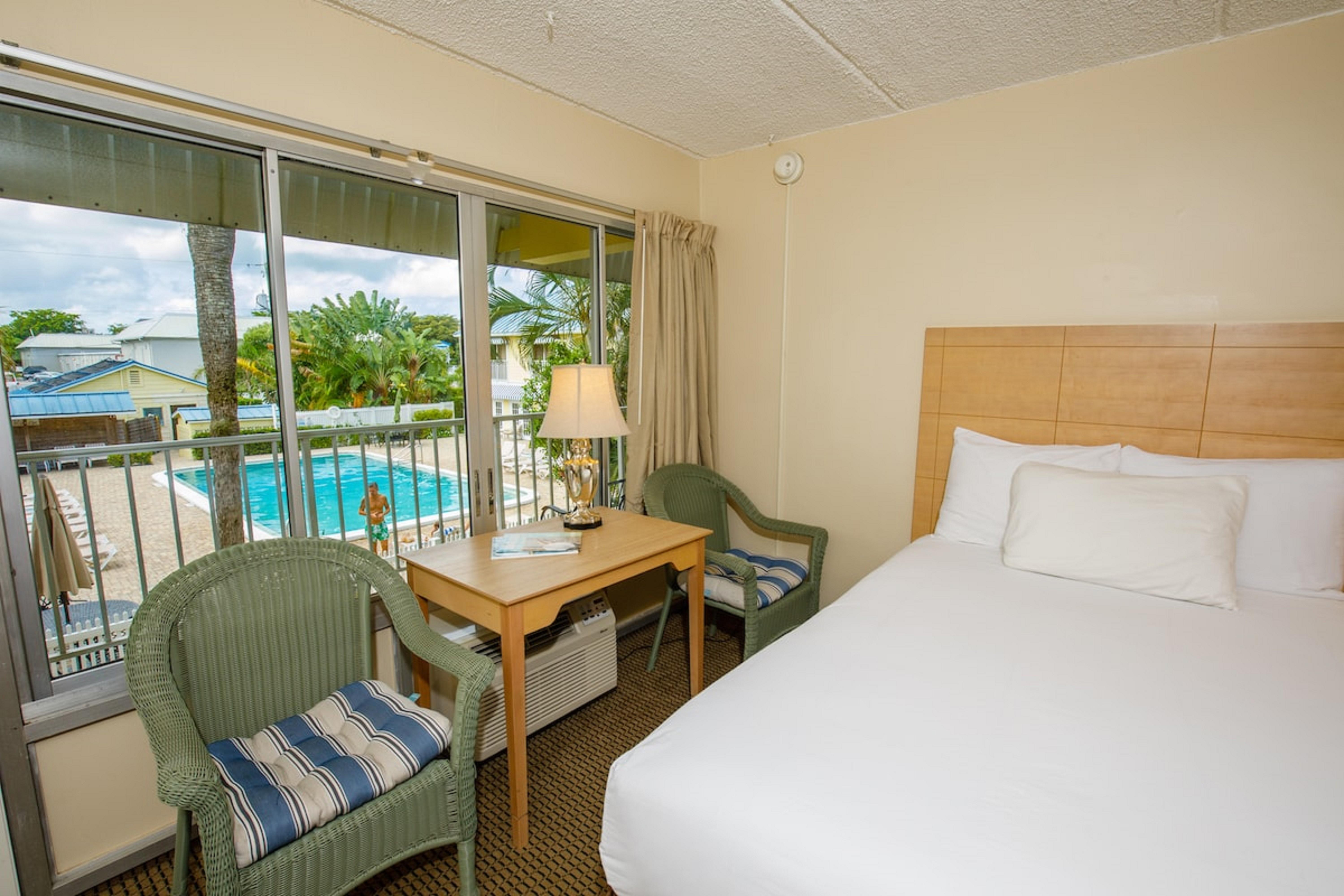 Naples Garden Inn Exterior photo