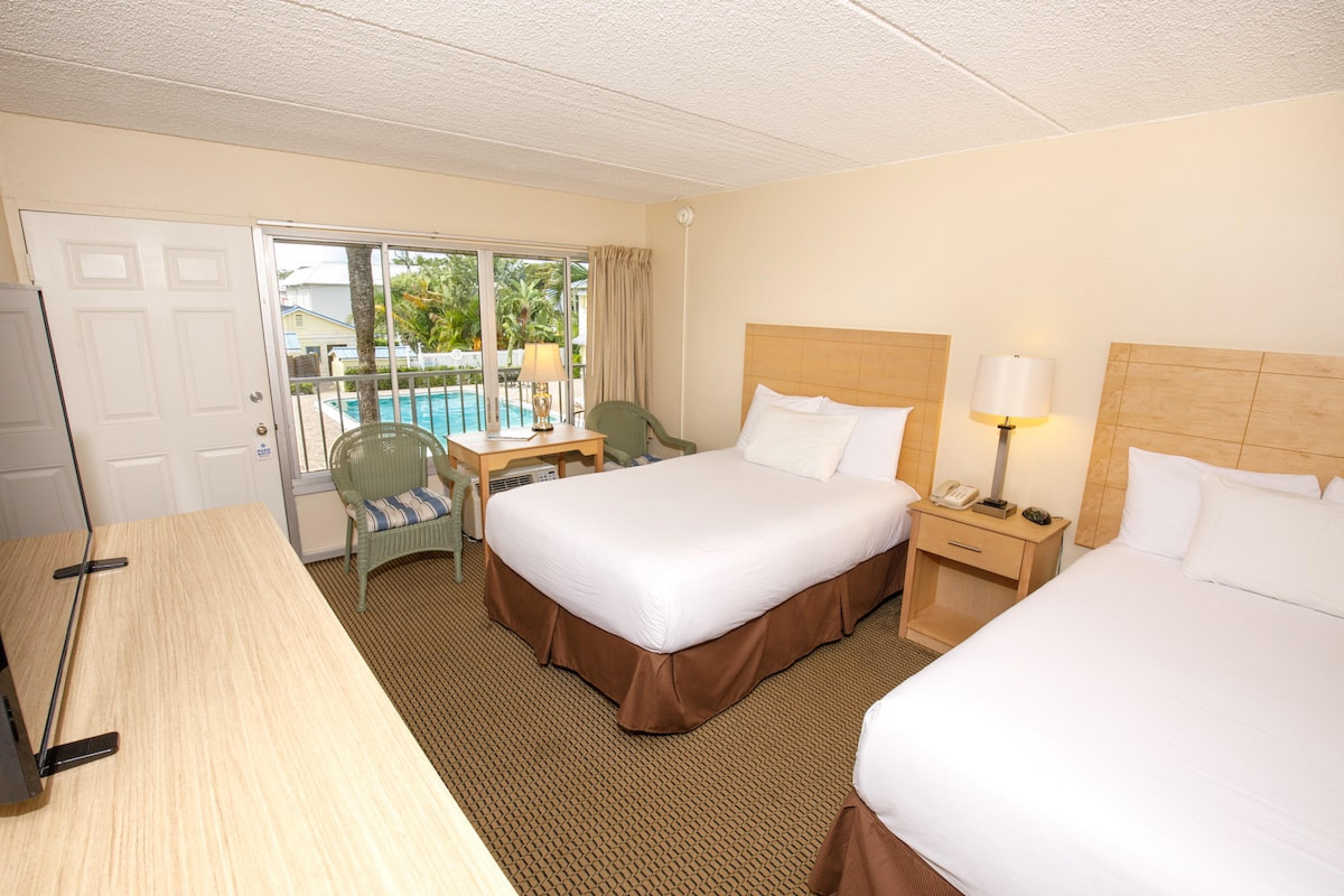 Naples Garden Inn Exterior photo