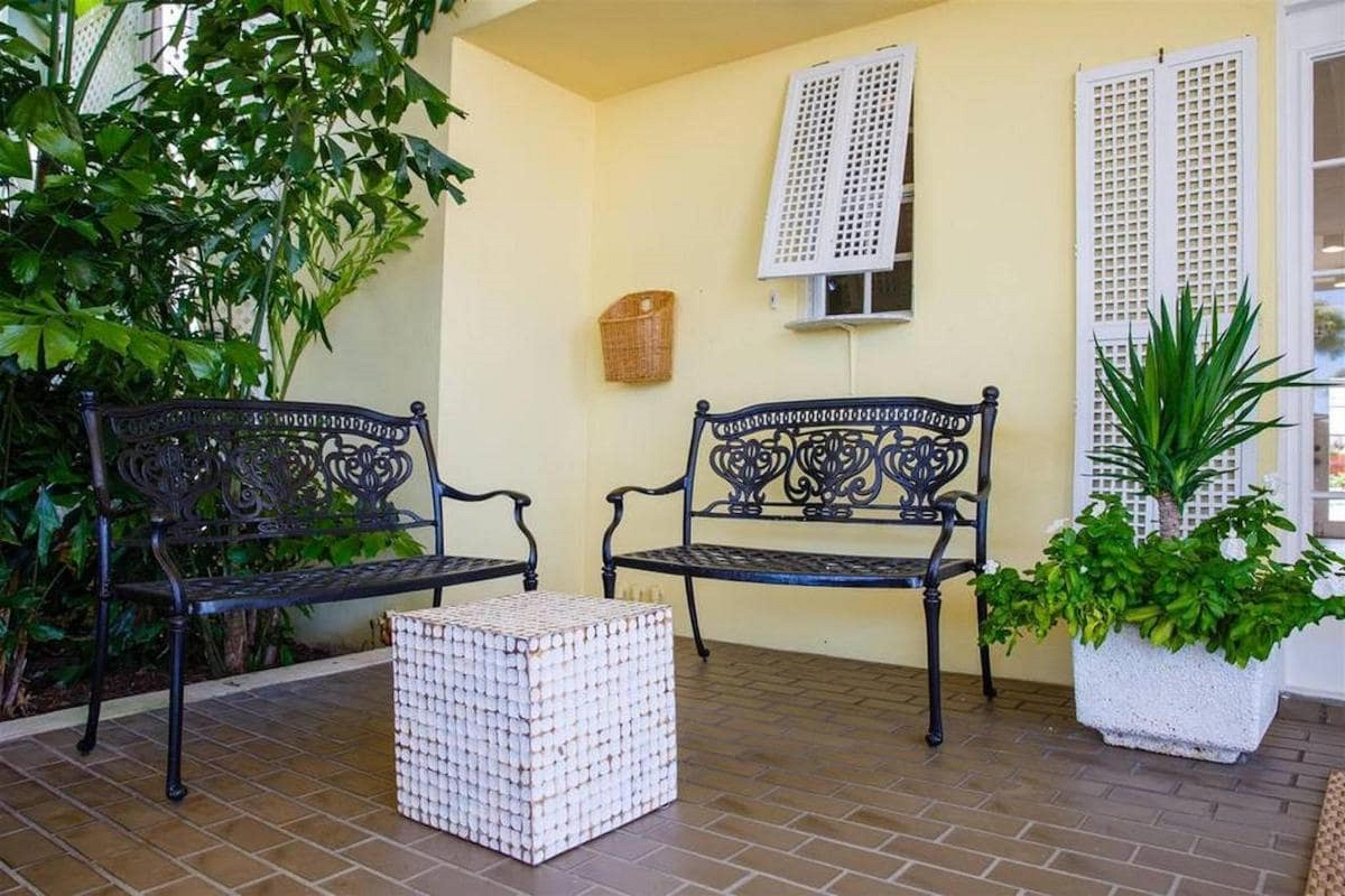 Naples Garden Inn Exterior photo