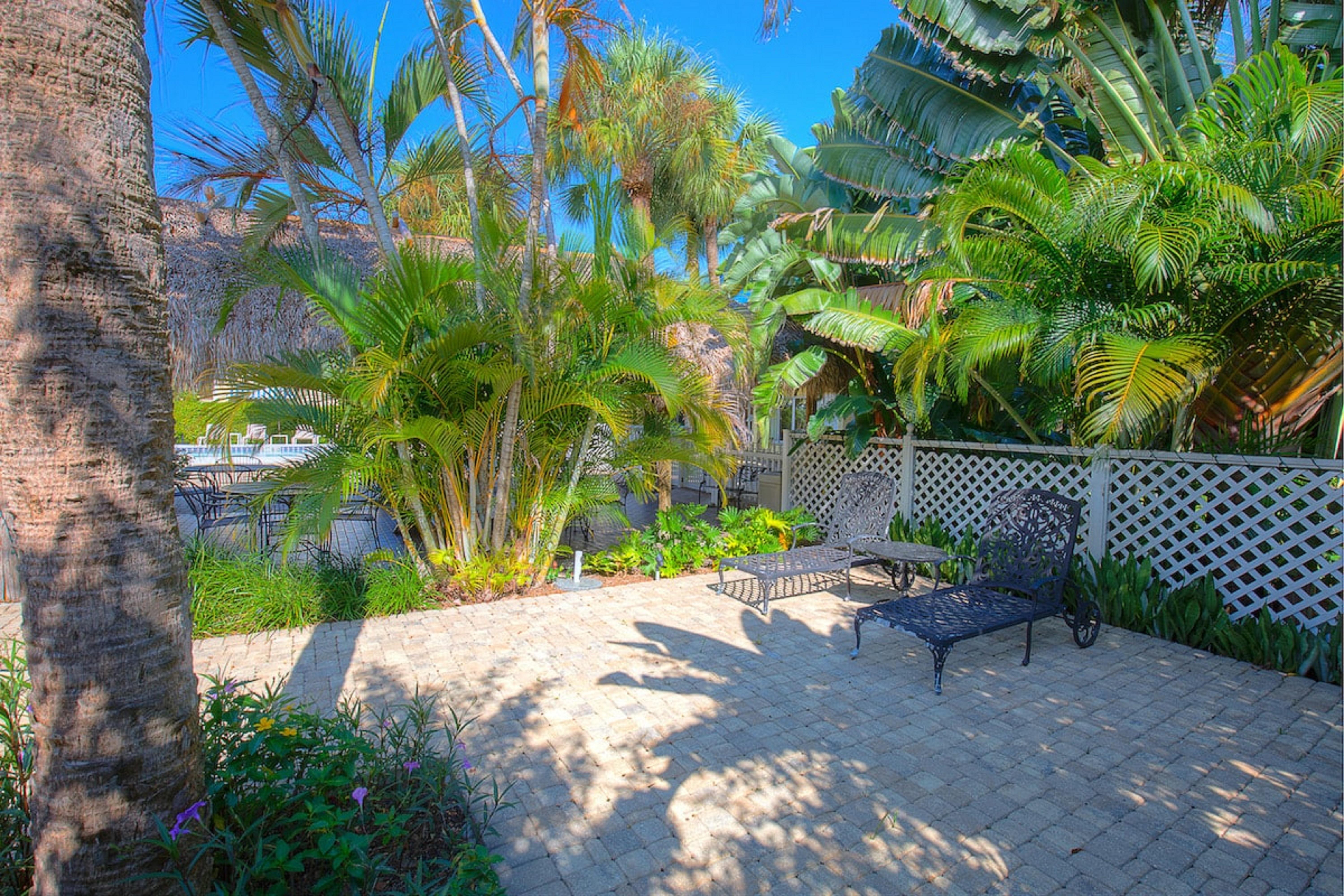 Naples Garden Inn Exterior photo
