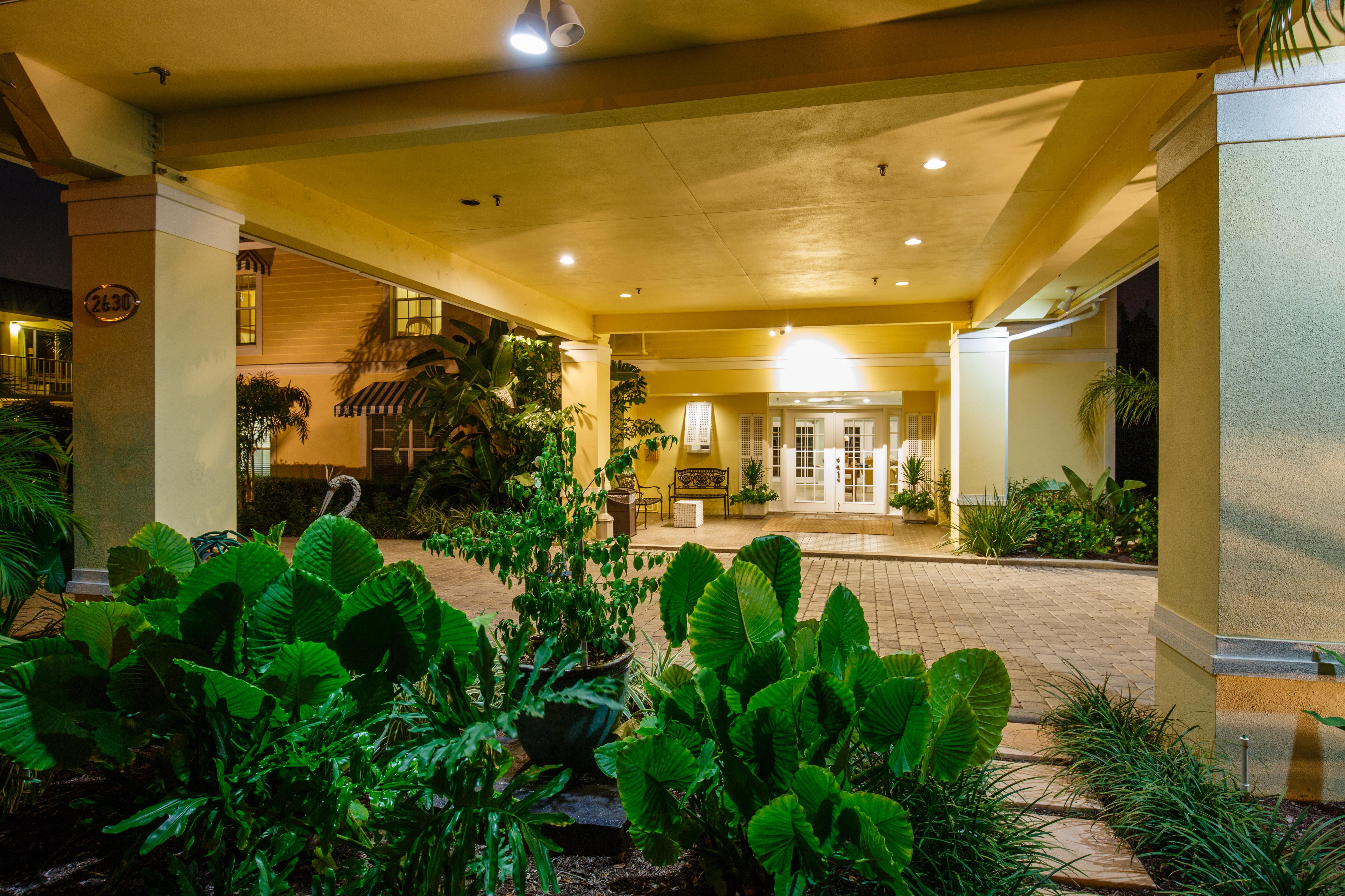 Naples Garden Inn Exterior photo