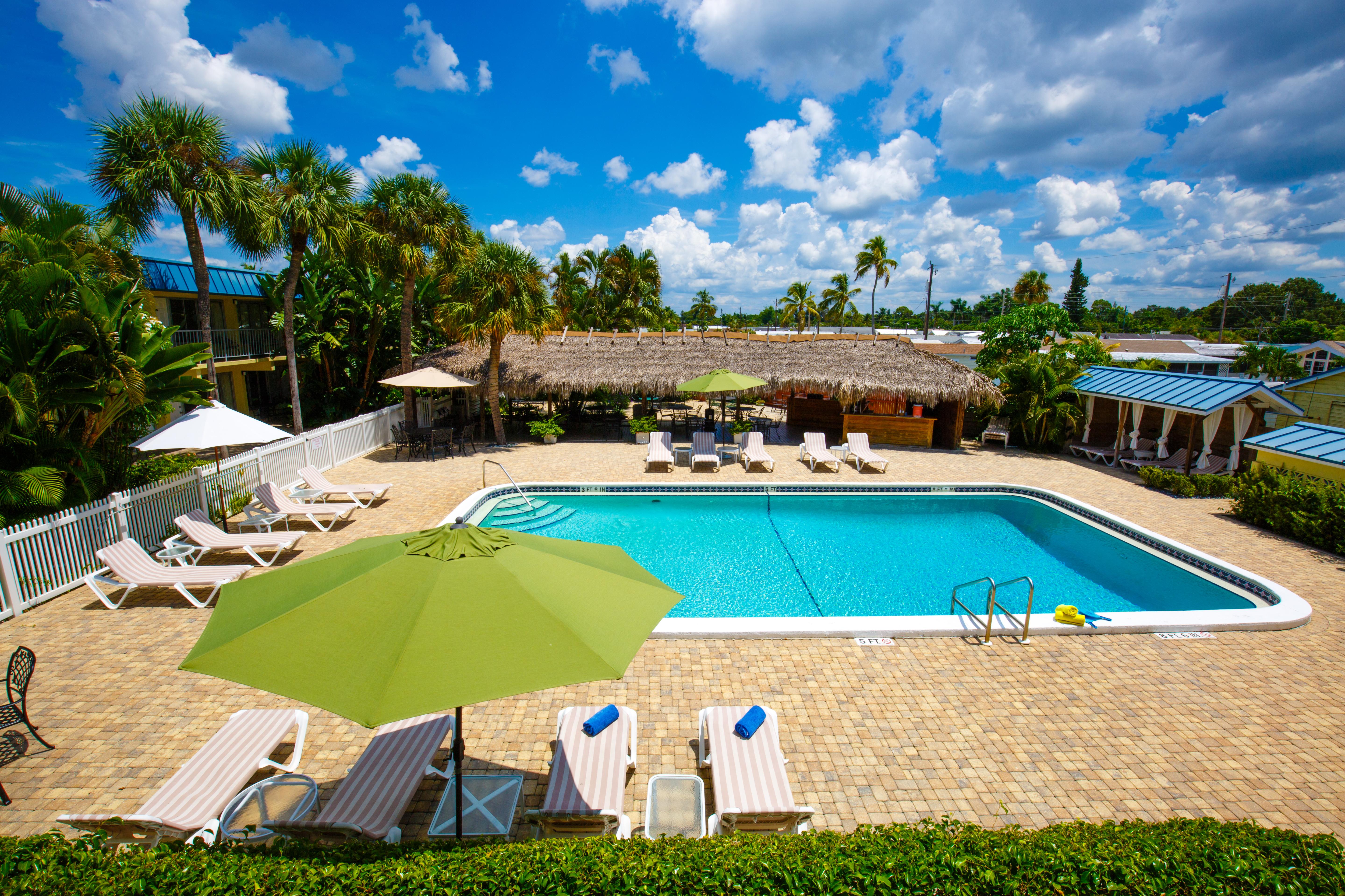 Naples Garden Inn Exterior photo